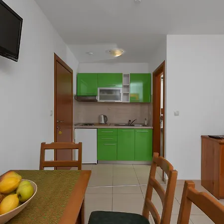 Juric - One Bedroom - 2 Baska Voda